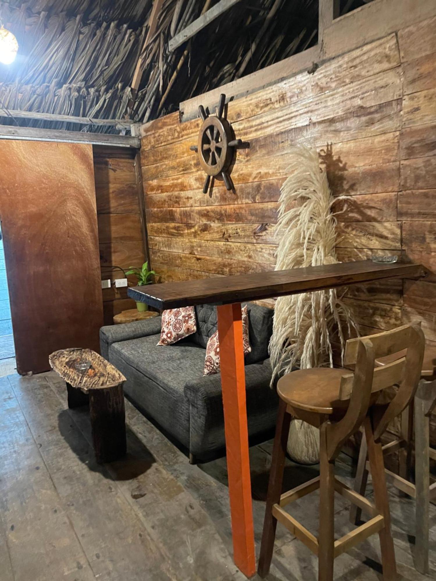 Chill And Surf Mendihuaca Hotel Guachaca Exterior photo