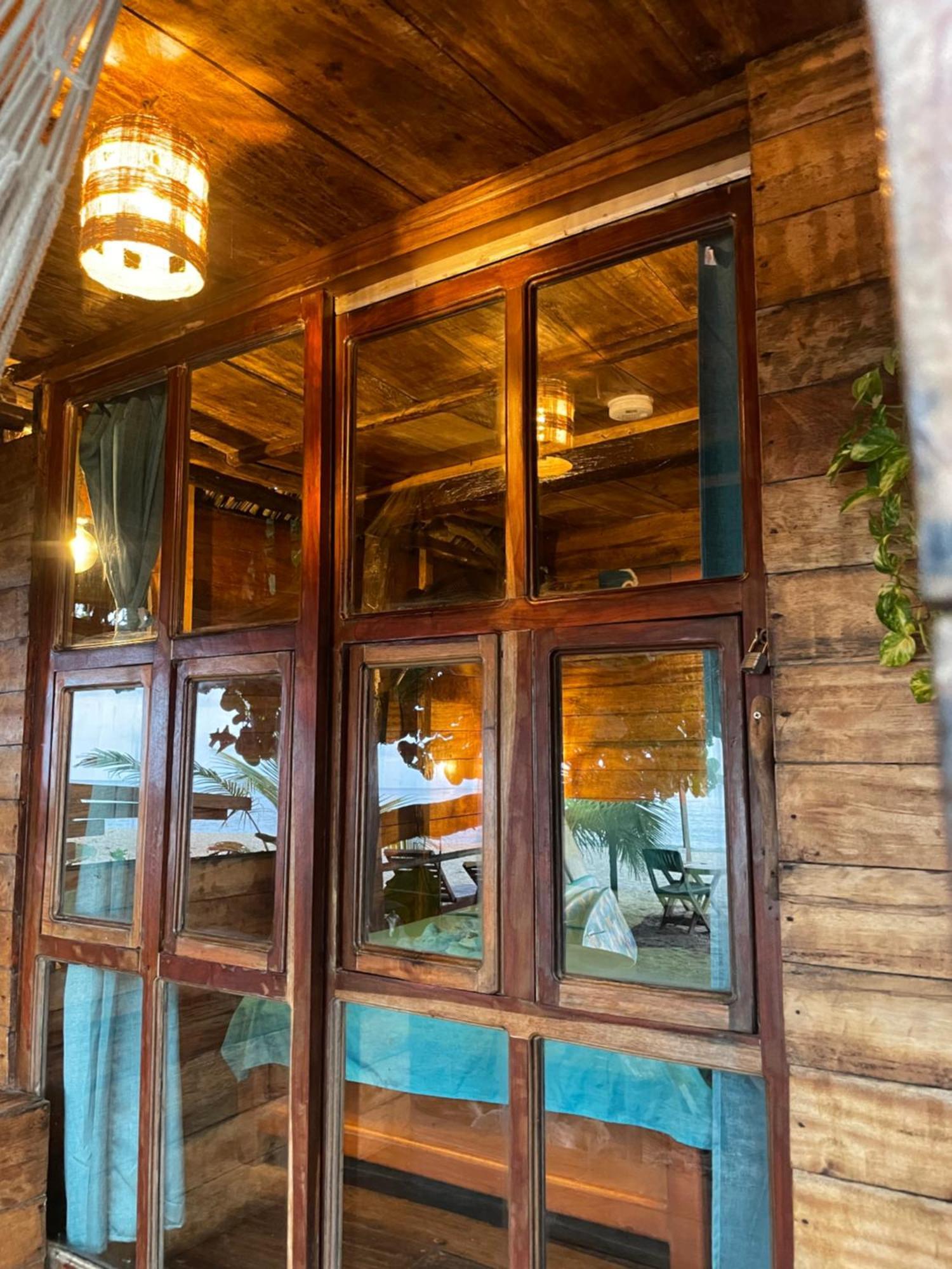 Chill And Surf Mendihuaca Hotel Guachaca Exterior photo