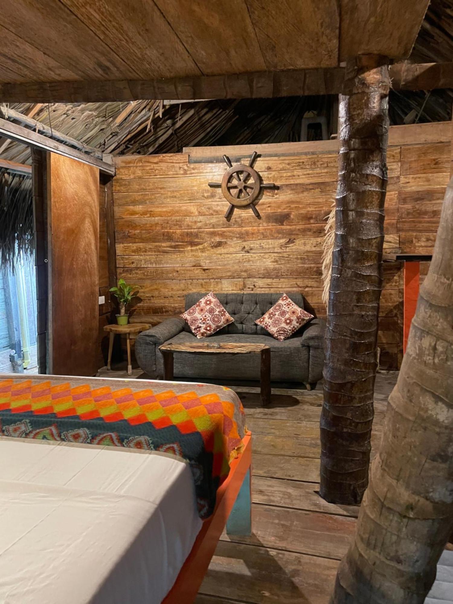 Chill And Surf Mendihuaca Hotel Guachaca Exterior photo